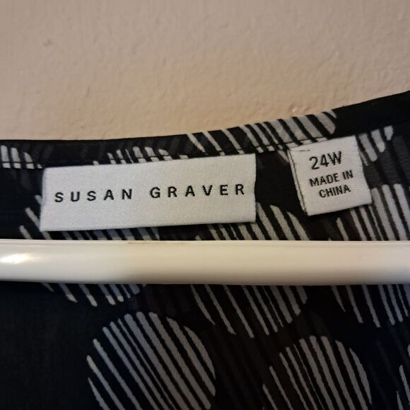 Susan Graver 24W Women's Sleeveless Blouse Black Circle Geometric Pattern - Picture 7 of 10